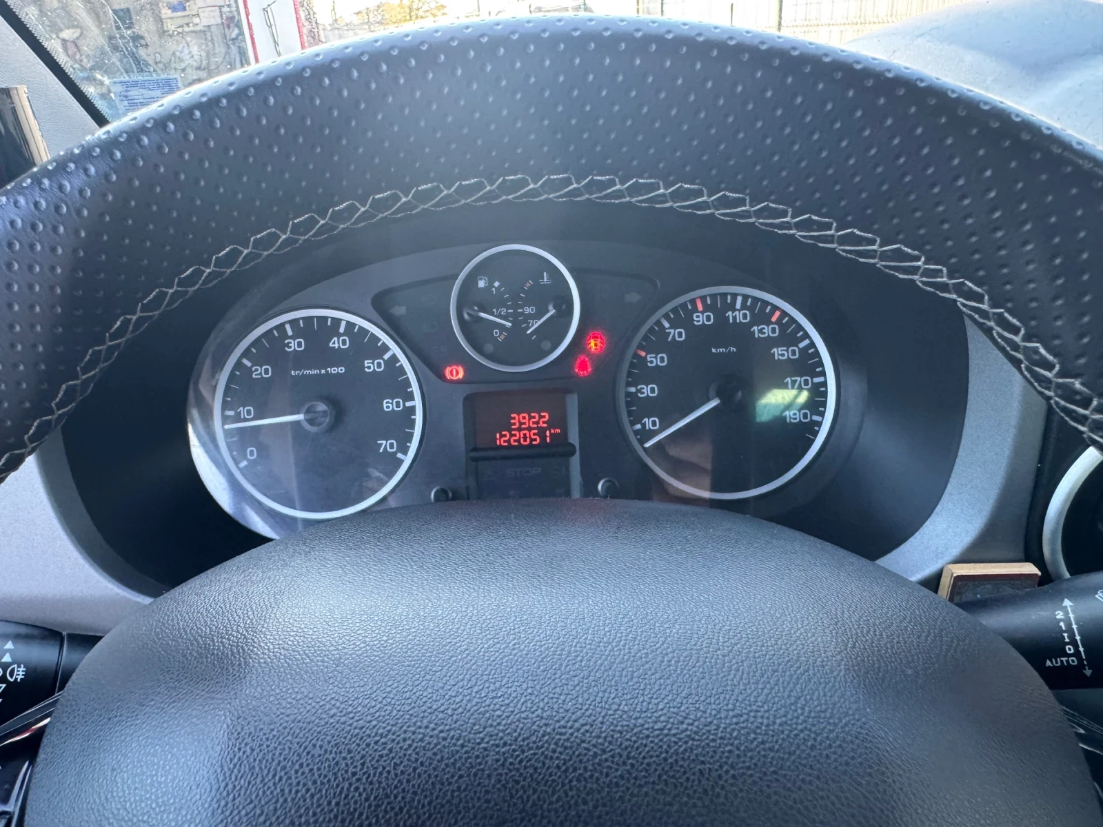 Peugeot Partner 1.6-120/ Navi/Waze/Подгрев/, снимка 13 - Автомобили и джипове - 54152480