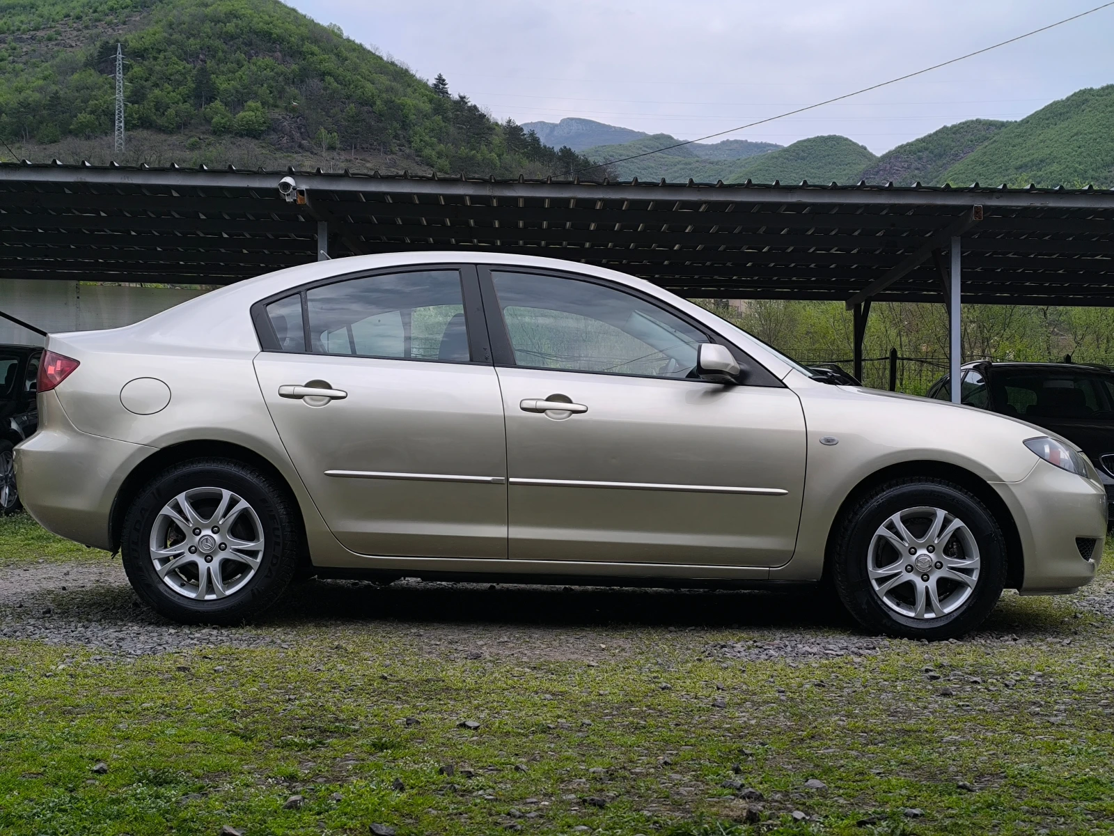 Mazda 3 FACE LIFT-1.6i-105кс-АВТОМАТИК-КЛИМАТРОНИК-, снимка 2 - Автомобили и джипове - 54270747