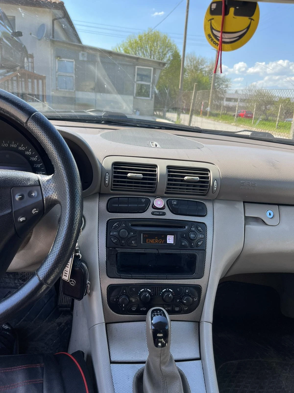 Mercedes-Benz C 220, снимка 4 - Автомобили и джипове - 54327347