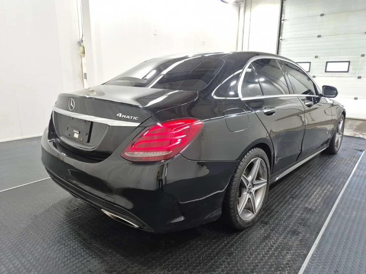 Mercedes-Benz C 300 AMG/CARFAX/Панорама/Подгрев/Памет/, снимка 3 - Автомобили и джипове - 54416807