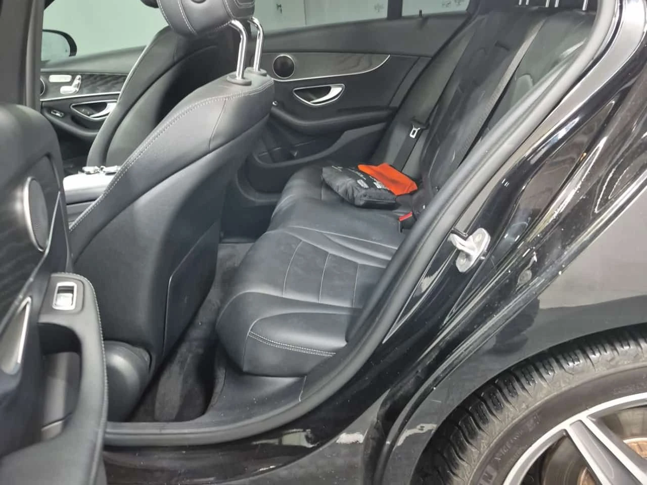 Mercedes-Benz C 300 AMG/CARFAX/Панорама/Подгрев/Памет/, снимка 12 - Автомобили и джипове - 54416807