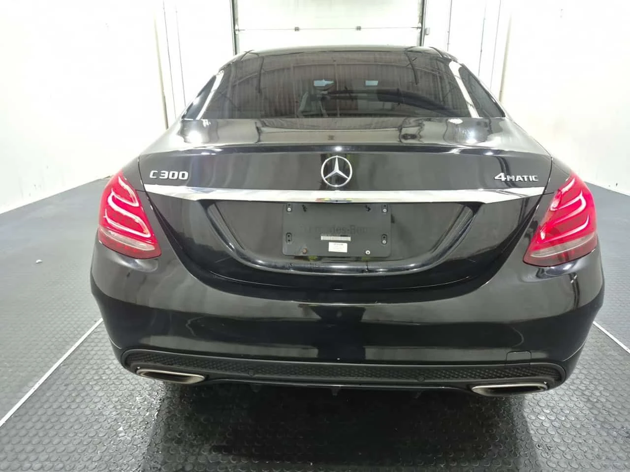 Mercedes-Benz C 300 AMG/CARFAX/Панорама/Подгрев/Памет/, снимка 4 - Автомобили и джипове - 54416807