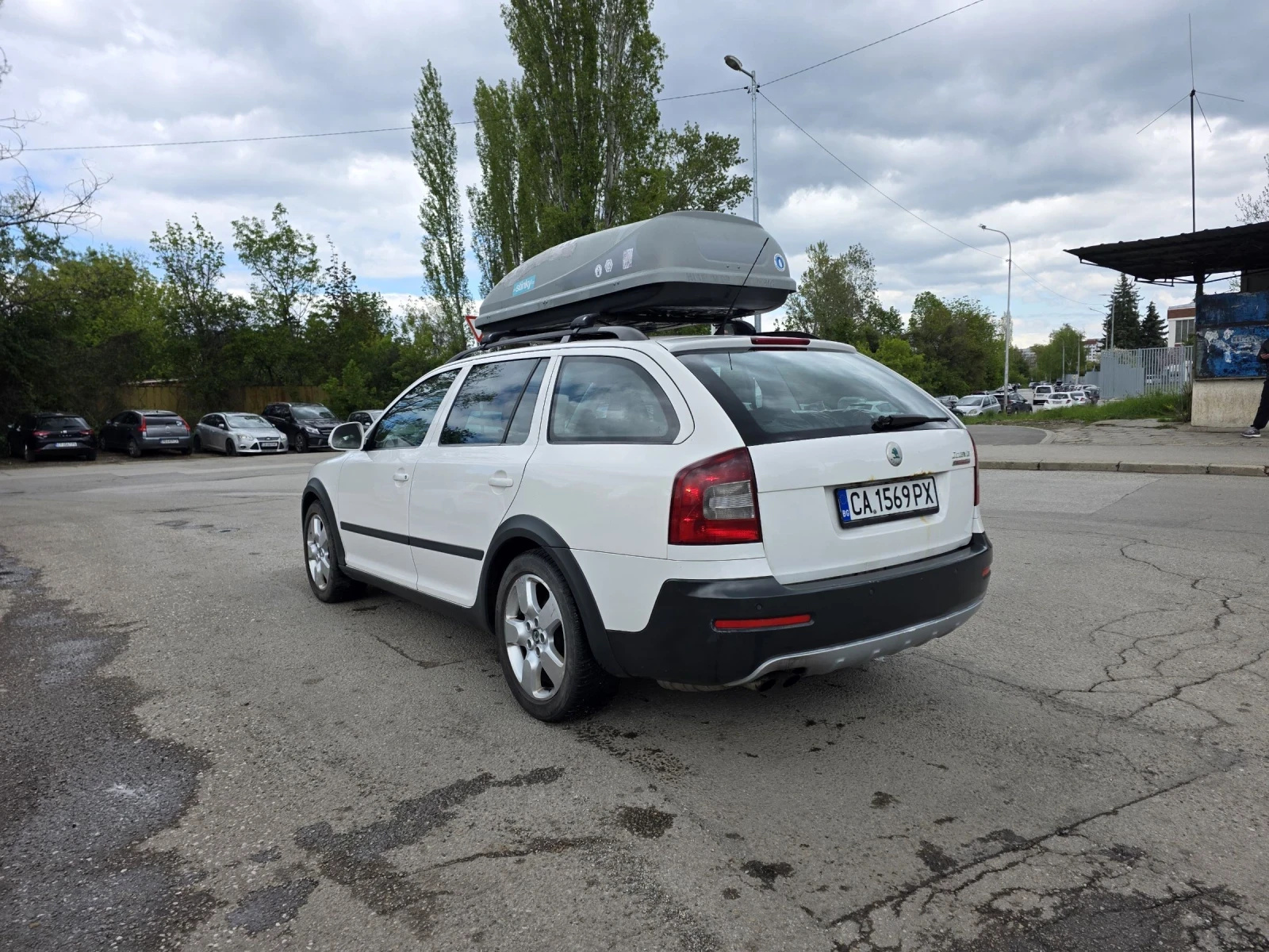 Skoda Octavia Scout, снимка 6 - Автомобили и джипове - 54420096