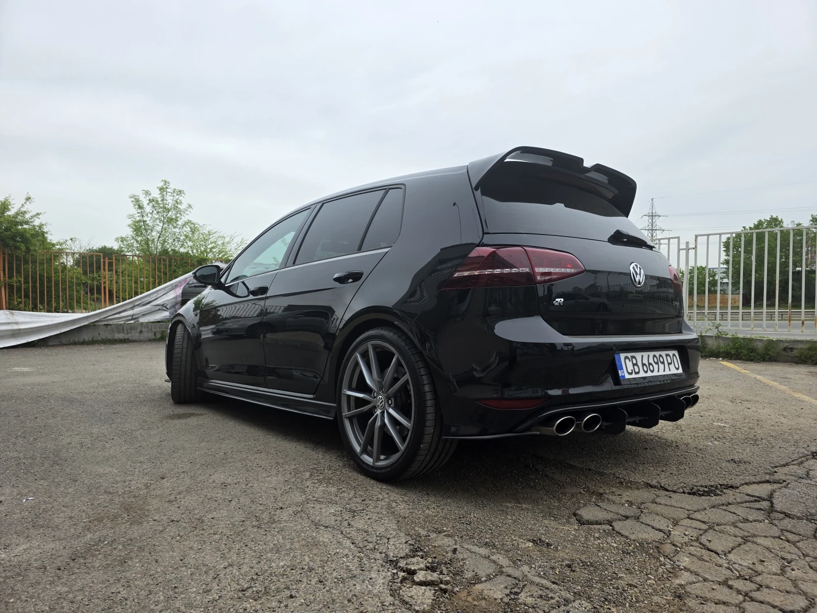 VW Golf VW Golf 7R 380 HP, снимка 2 - Автомобили и джипове - 54475041