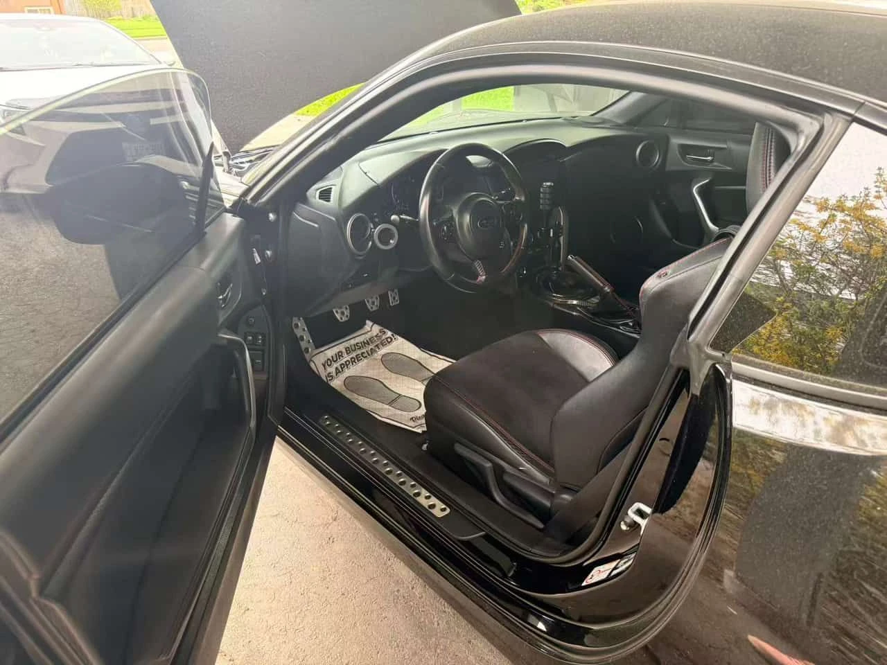 Subaru BRZ * Sport tech RS * CARFAX * БЕЗ ПЪРВОНАЧАЛНА ВНОСКА, снимка 5 - Автомобили и джипове - 54545023