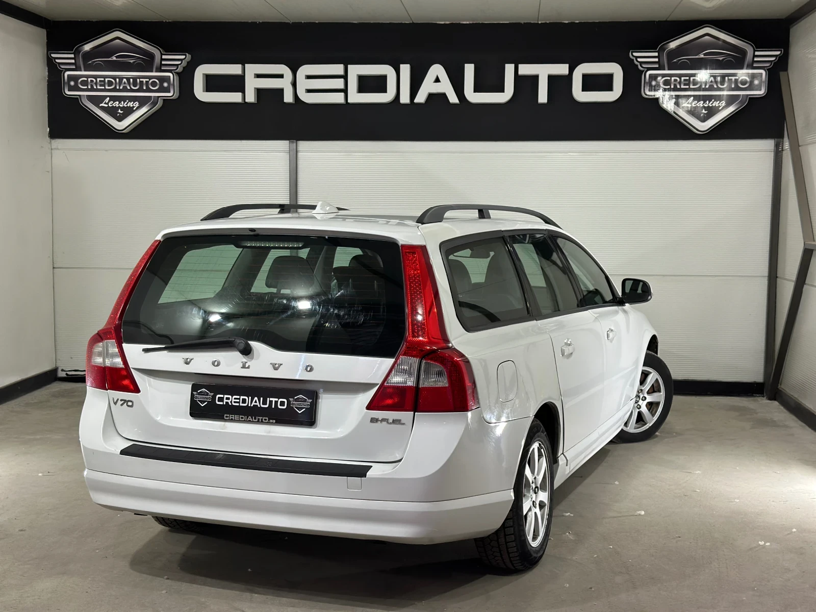 Volvo V70 AUTO* Метан* , снимка 6 - Автомобили и джипове - 54603815