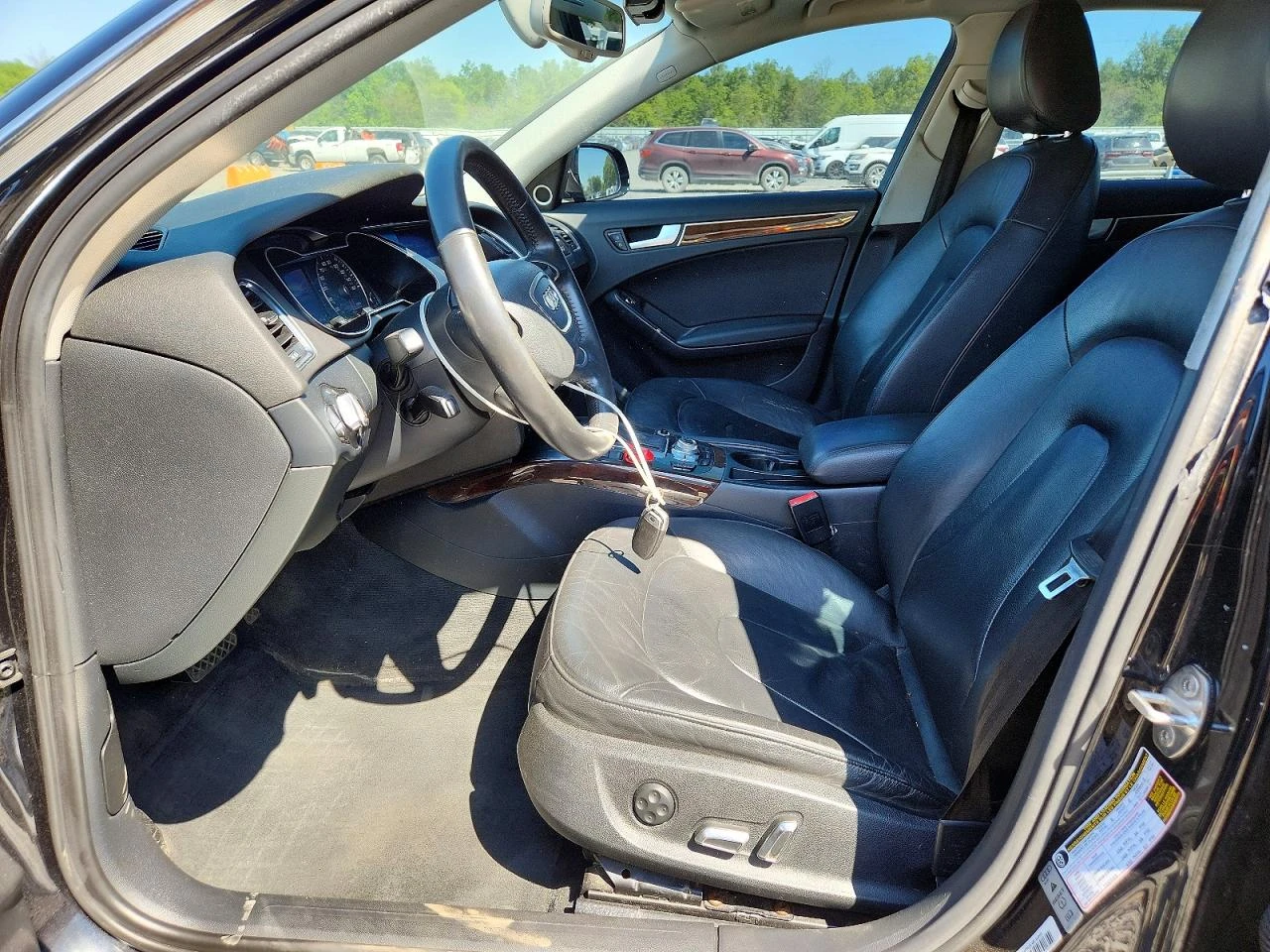 Audi A4 Premium Plus, снимка 11 - Автомобили и джипове - 55340777