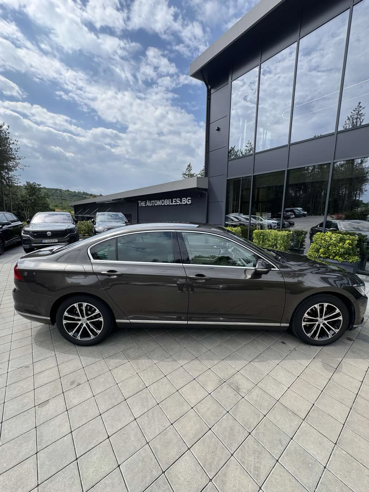 VW Passat HIGHLINE, снимка 8 - Автомобили и джипове - 55394771