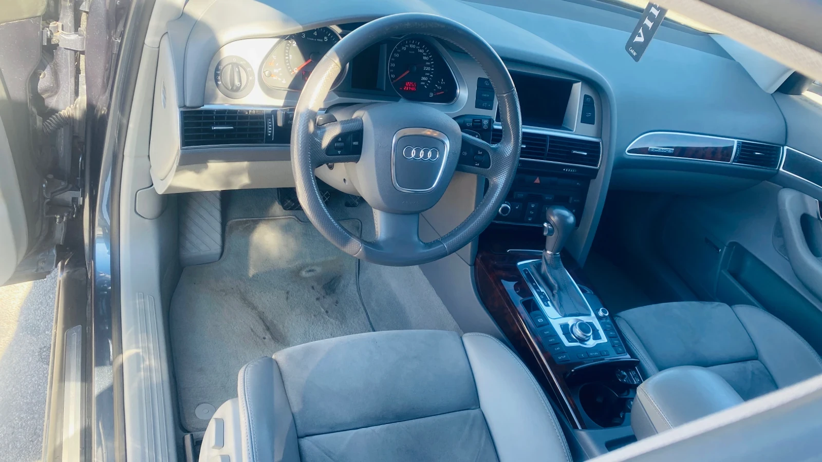 Audi A6 4.2, снимка 8 - Автомобили и джипове - 55491467