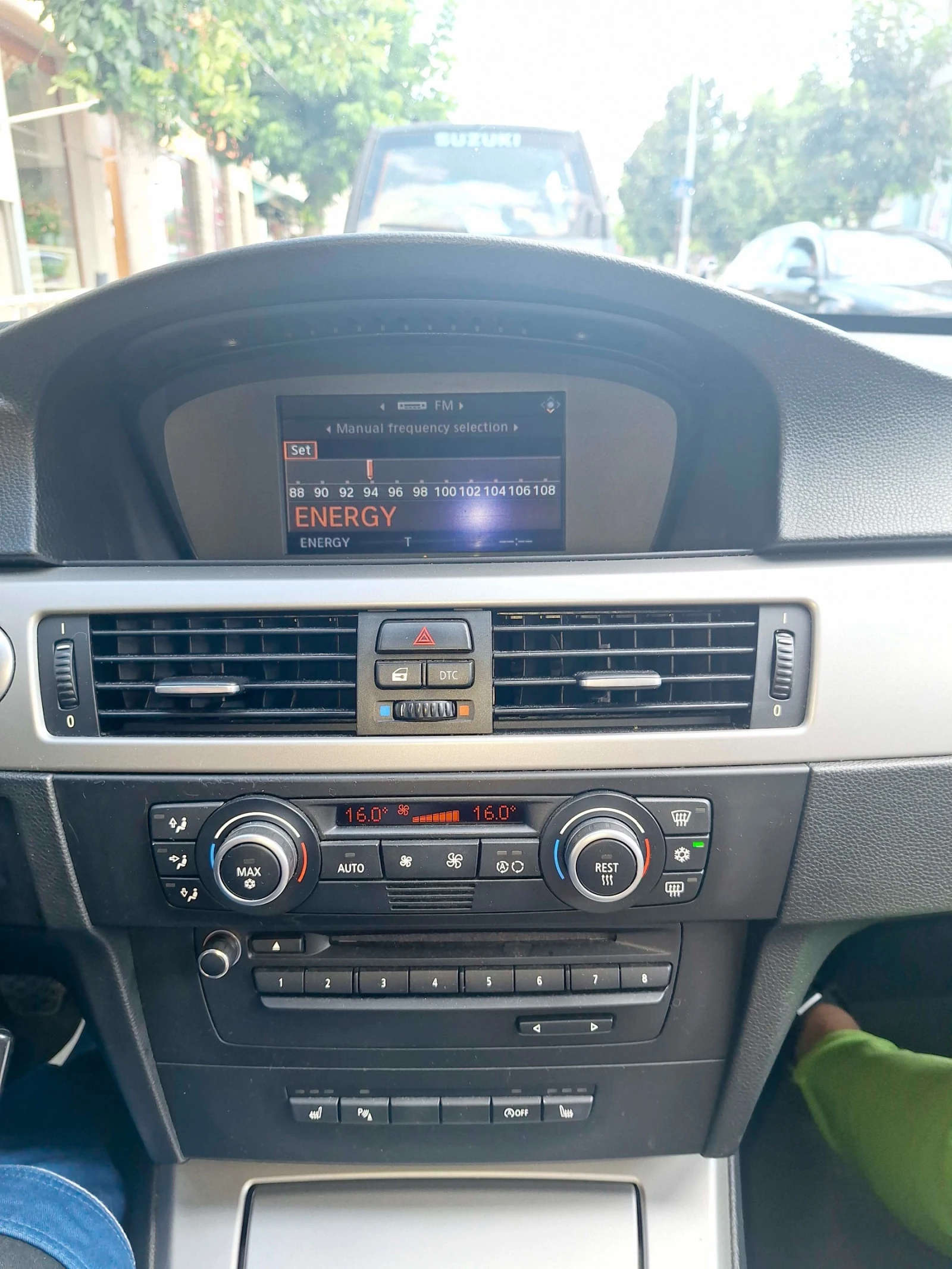 BMW 318, снимка 13 - Автомобили и джипове - 55539404