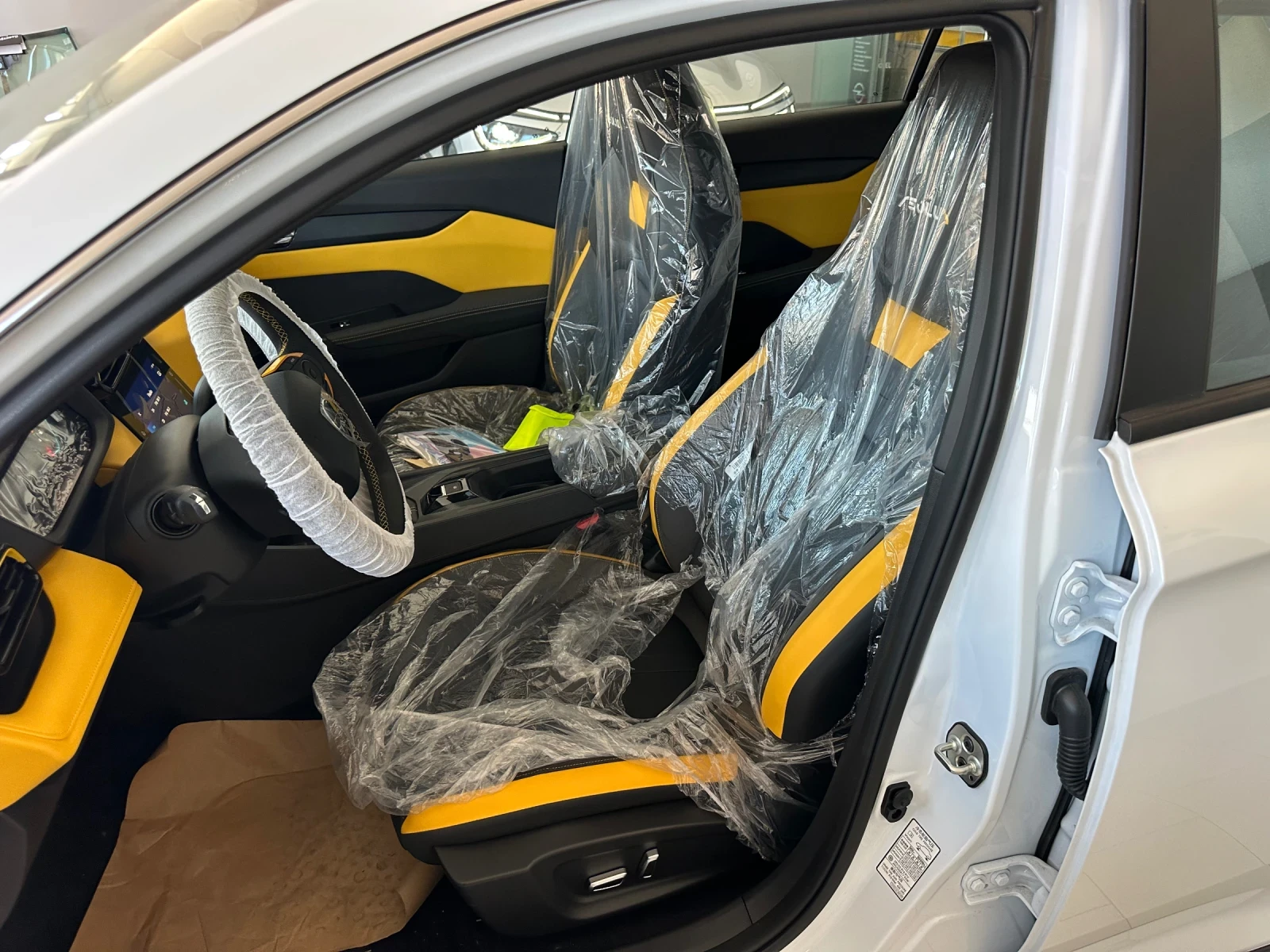 DONGFENG Shine E3* AT* , снимка 7 - Автомобили и джипове - 55694973
