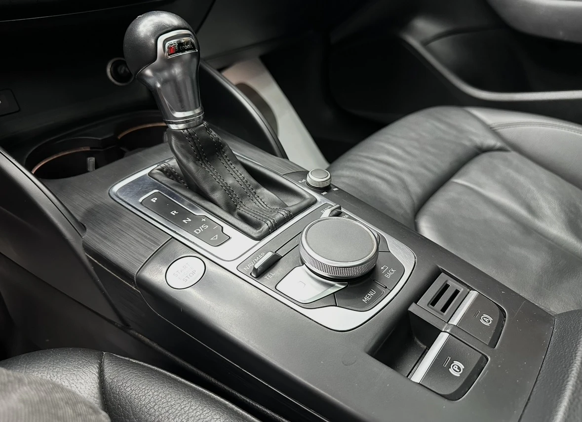 Audi A3 2.0i 190 к.с./ГАРАНЦИЯ/от Корея, снимка 10 - Автомобили и джипове - 55702345