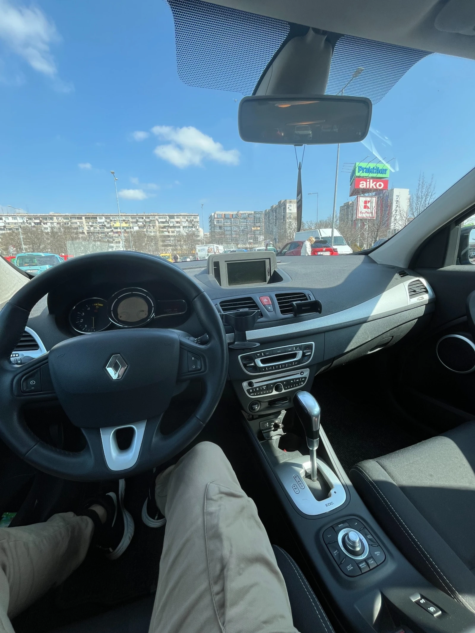 Renault Megane 1.5dci ПРОБЛЕМ С ДВИГАТЕЛЯ, снимка 6 - Автомобили и джипове - 56047792