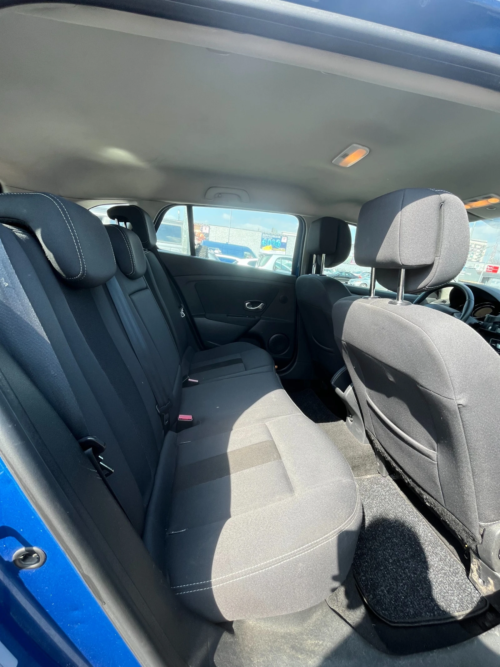 Renault Megane 1.5dci ПРОБЛЕМ С ДВИГАТЕЛЯ, снимка 8 - Автомобили и джипове - 56047792