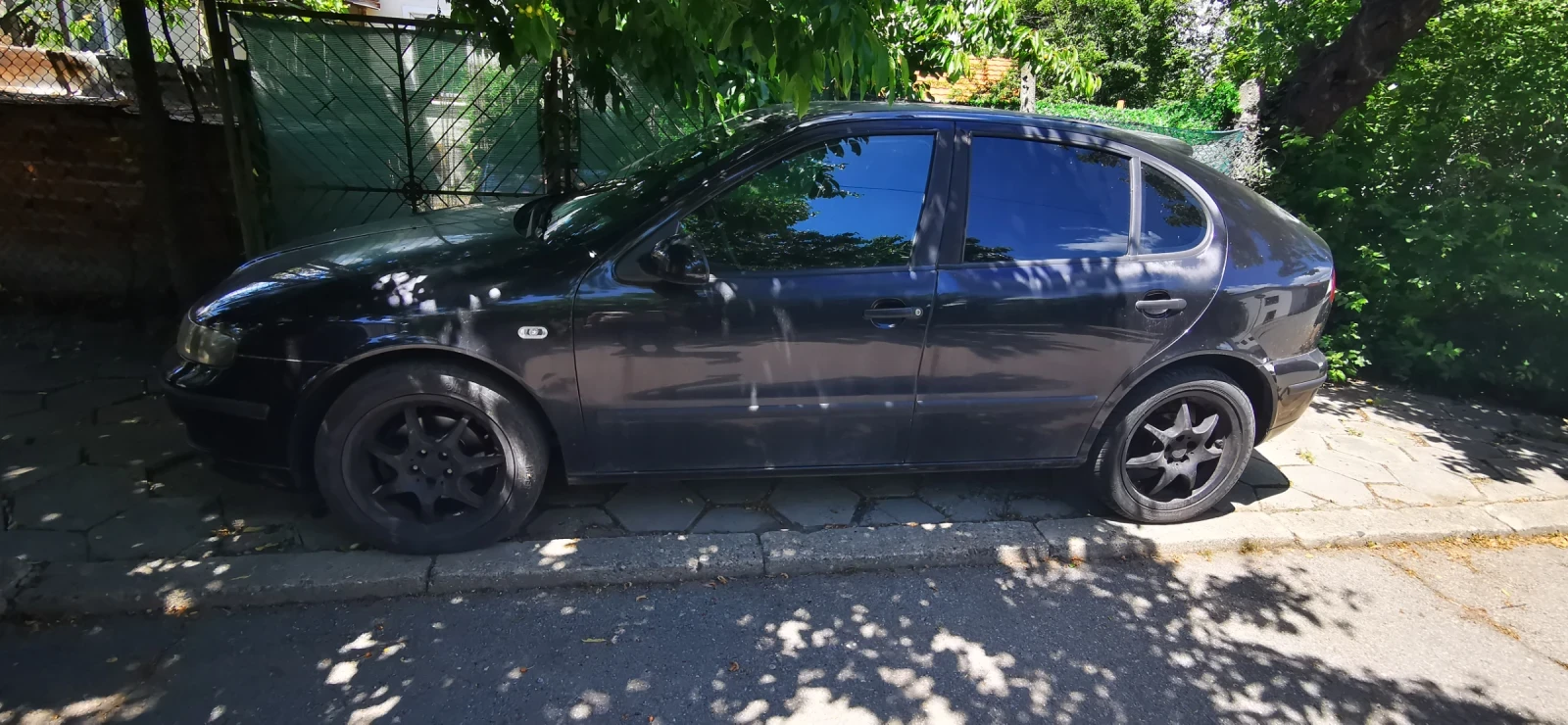 Seat Leon, снимка 2 - Автомобили и джипове - 56065939