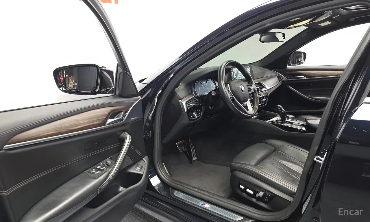 BMW 530 / ДИСТРОНИК / ОБДУХВАНЕ / 360 / ХЕД-ЪП, снимка 10 - Автомобили и джипове - 56118401
