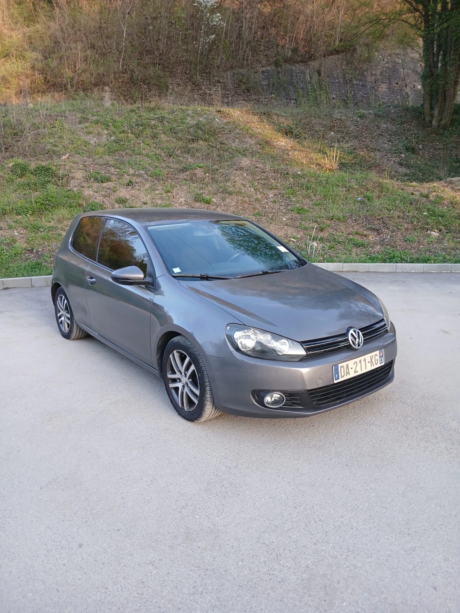 VW Golf 2.0TDI, снимка 10 - Автомобили и джипове - 56414213