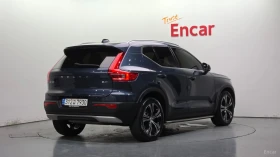 Volvo XC40 * B4* LED* ПАНО* 360* KEYLESS* Camera* ПОДГРЕВ* , снимка 2