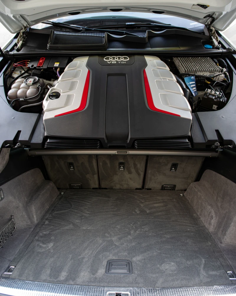 Audi SQ7 4.0 V8 TDI/HD Matrix/B&O/Alcantara/Ambient, снимка 14 - Автомобили и джипове - 50365416