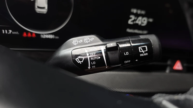 Kia Sportage 2.0 2WD PRESTIGE , снимка 13 - Автомобили и джипове - 52469556