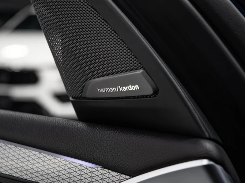 BMW X3 * xDrive30i HEADS UP BLIND SPOTS NAVI REAR CAMERA , снимка 16 - Автомобили и джипове - 53000944