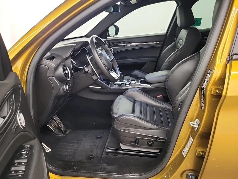 Alfa Romeo Stelvio * QUADRIFOGLIO * CARFAX * БЕЗ ПЪРВОНАЧАЛНА ВНОСКА, снимка 5 - Автомобили и джипове - 53094589