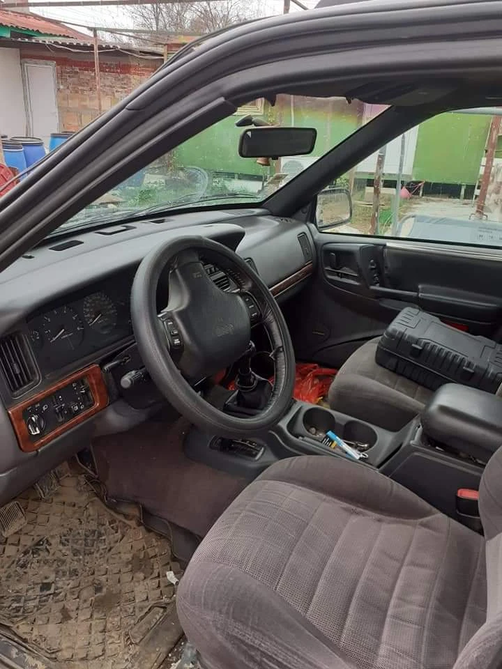 Jeep Grand cherokee, снимка 3 - Автомобили и джипове - 48931484