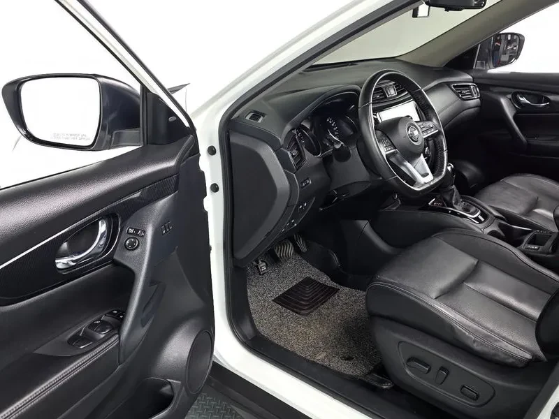 Nissan X-trail 2.5 Бензин 4x4, снимка 9 - Автомобили и джипове - 55783501