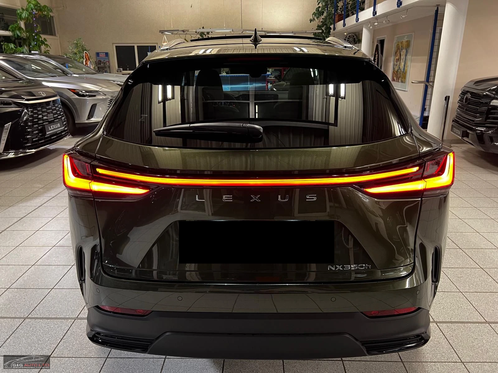 Lexus NX 350h НОВ!HEV/243HP/LUXURY/4X4/HUD/360/PANO/340v - изображение 9