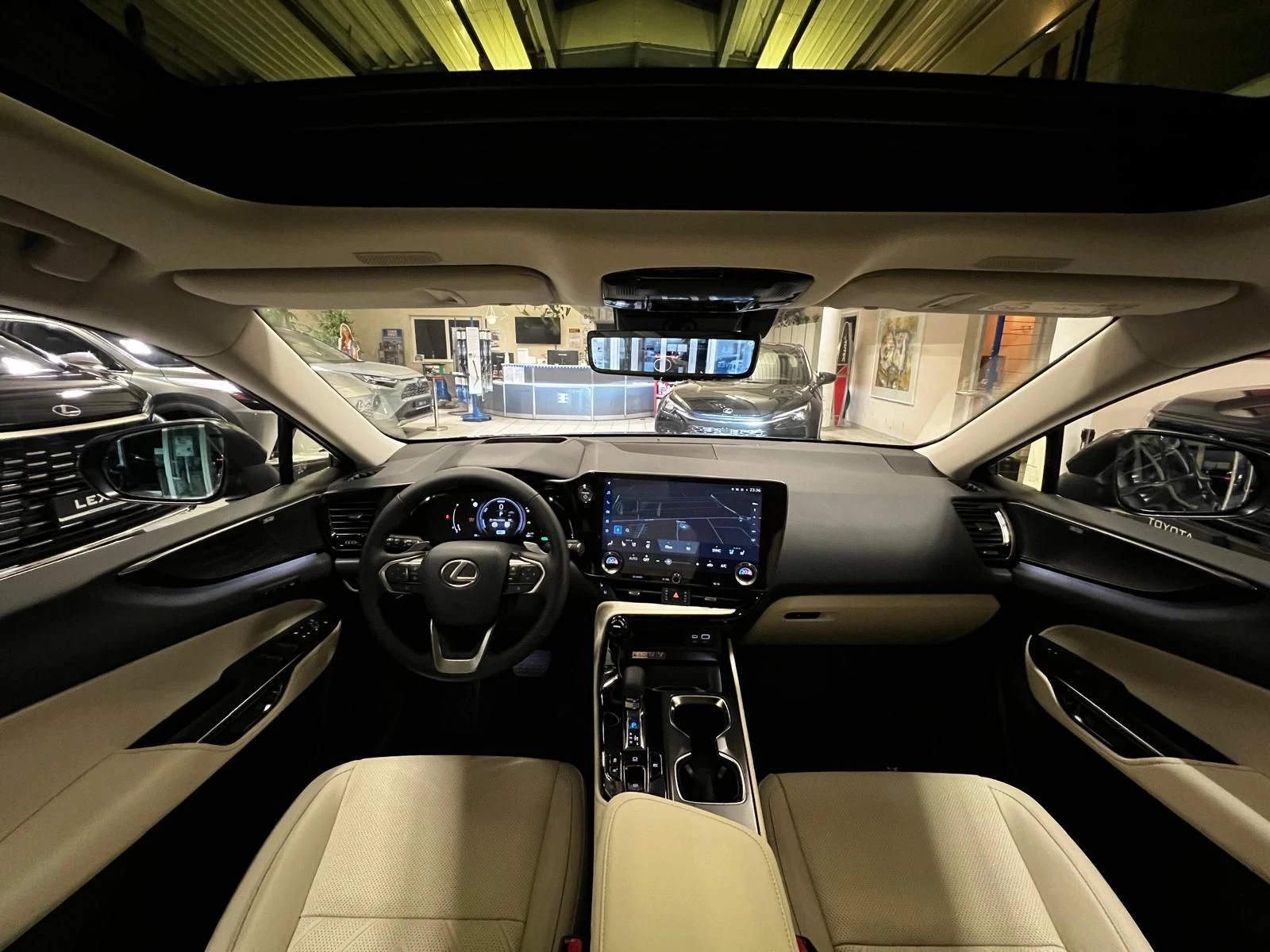 Lexus NX 350h НОВ!HEV/243HP/LUXURY/4X4/HUD/360/PANO/340v - изображение 10