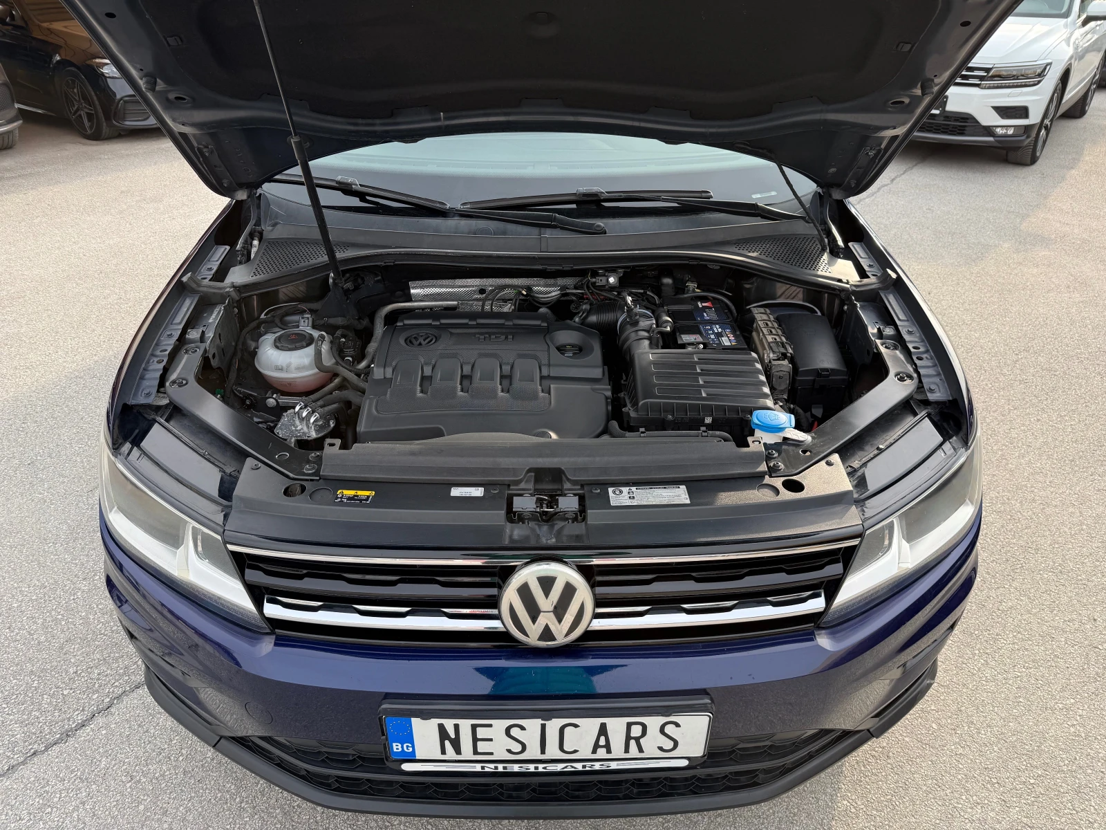 VW Tiguan 2.0TDI 4-MOTION DSG !!! 100% РЕАЛНИ КИЛОМЕТРИ !!!!, снимка 7 - Автомобили и джипове - 53915802