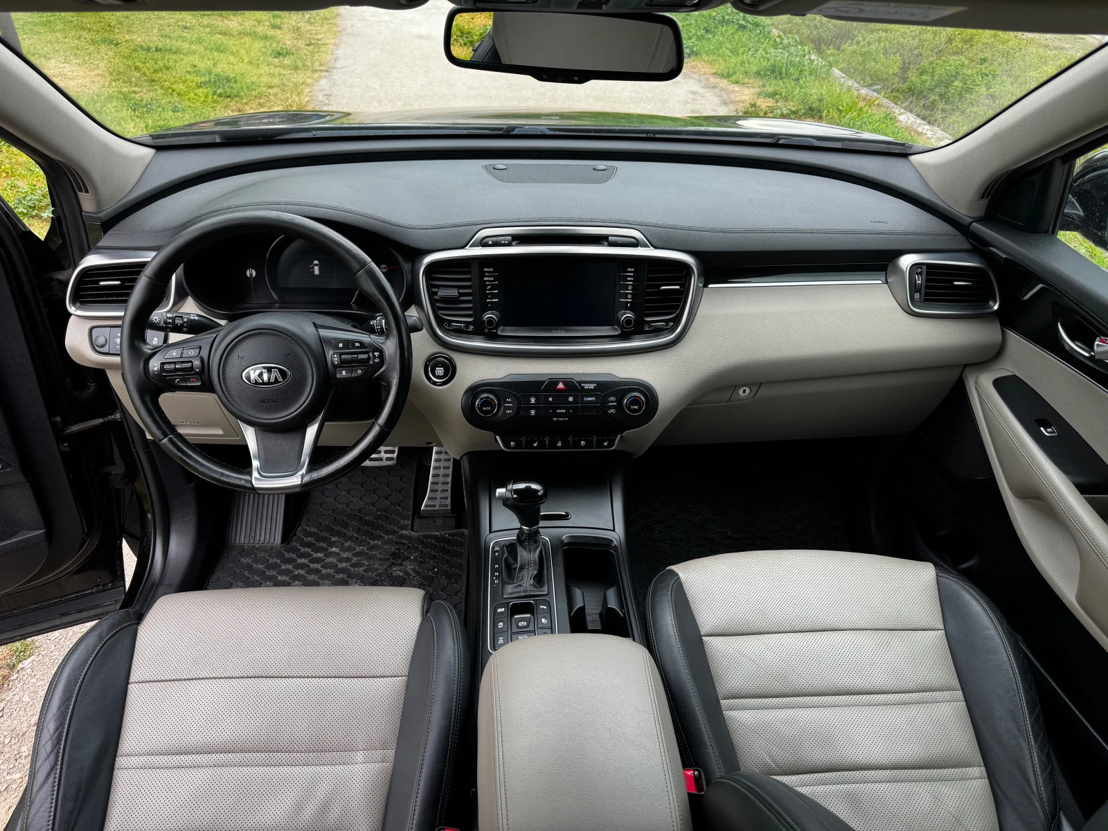 Kia Sorento 2.2CRDI-197* AWD* FULL FULL* NOV VNOS, снимка 11 - Автомобили и джипове - 54359355