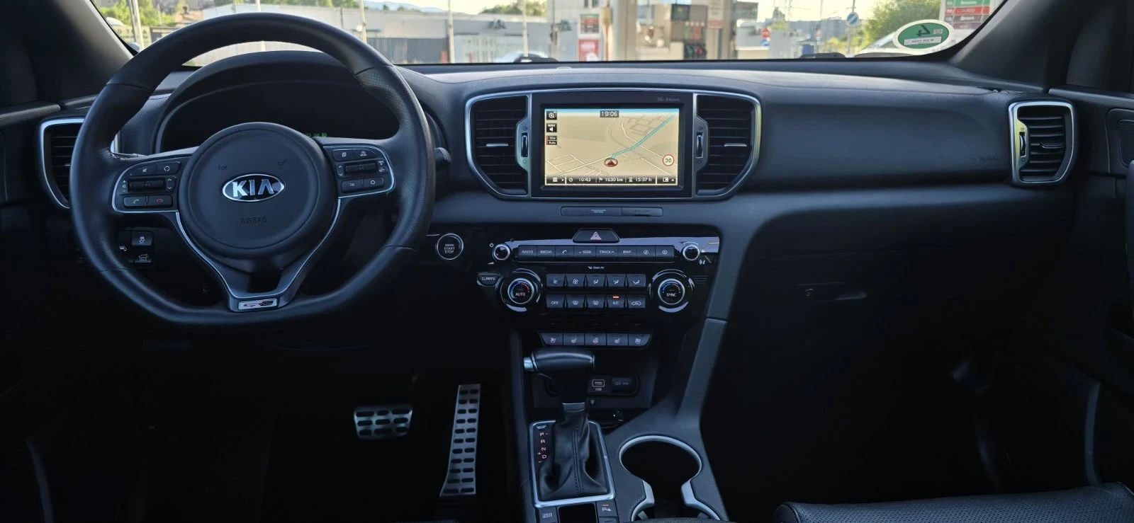 Kia Sportage GTLINE-АВТОМАТ-КОЖА-НАВИГАЦИЯ 4X4, снимка 10 - Автомобили и джипове - 54932538