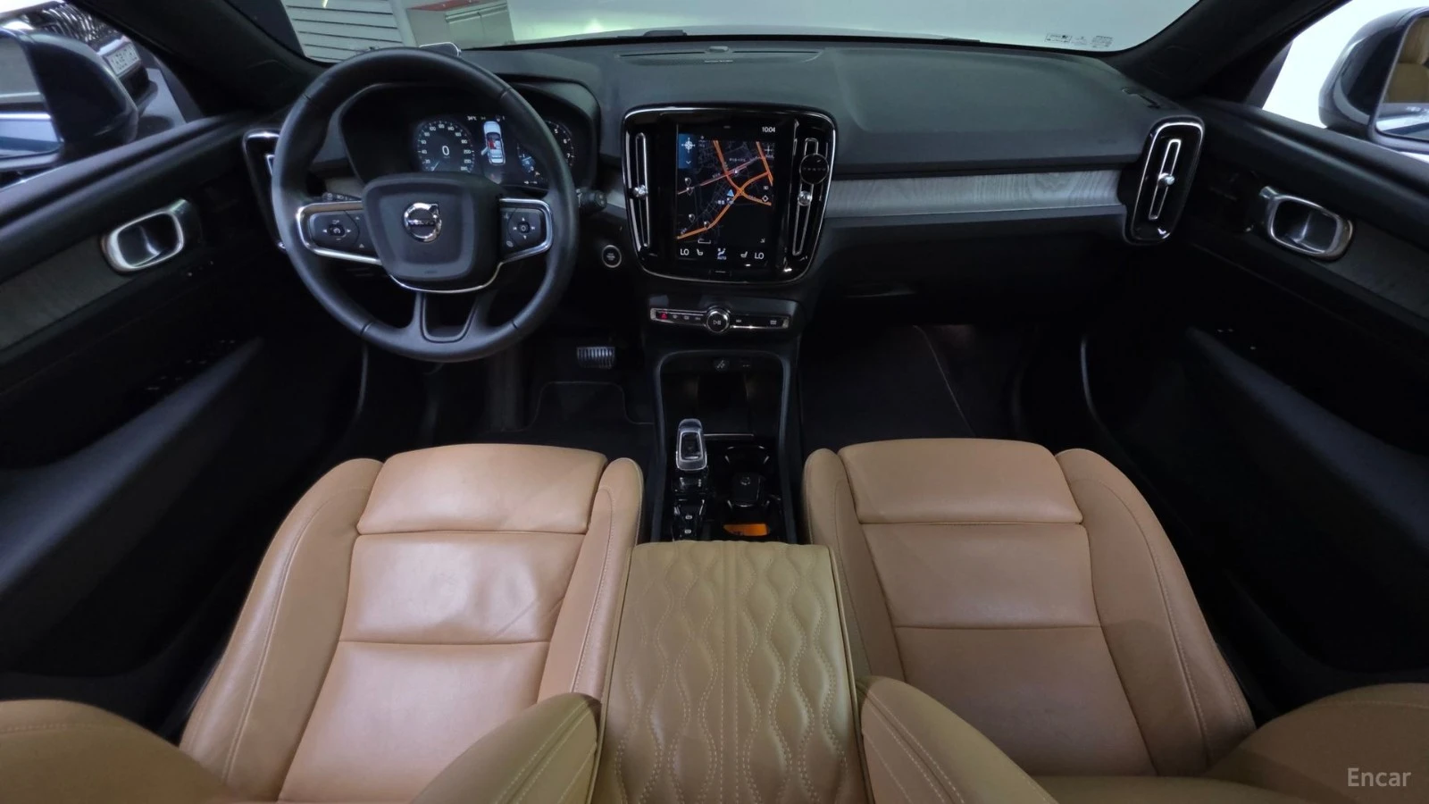 Volvo XC40 * B4* LED* ПАНО* 360* KEYLESS* Camera* ПОДГРЕВ* , снимка 6 - Автомобили и джипове - 55585667