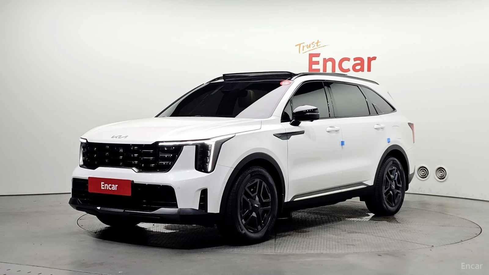 Kia Sorento HYBRID* 4WD* GRAVITY* МАСАЖ* ПАНО* ПОДГР* ОБДУХВ* 