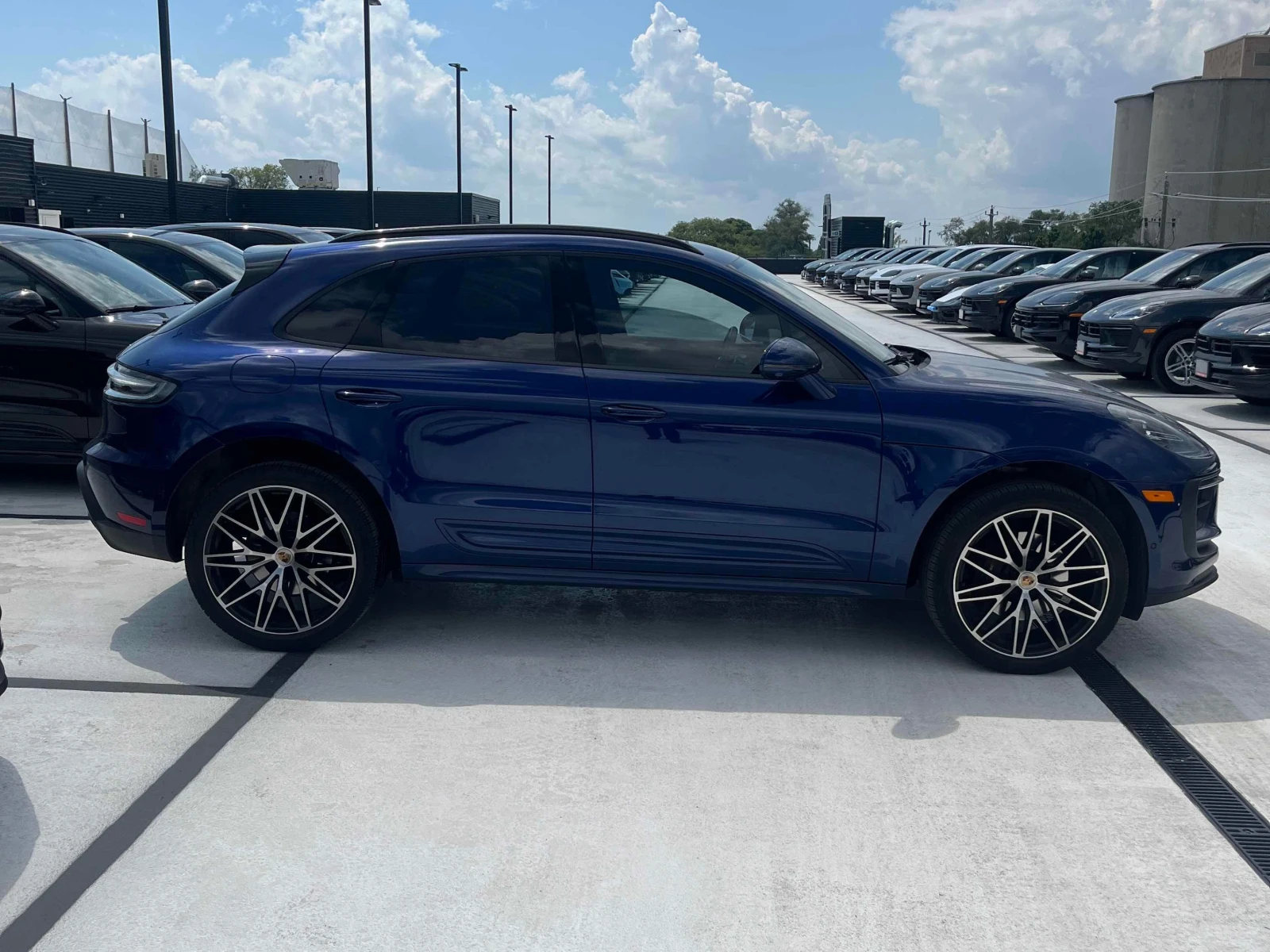 Porsche Macan * AWD * CARFAX * ОПЦИЯ ЗА ФИНАНСИРАНЕ , снимка 3 - Автомобили и джипове - 55817413