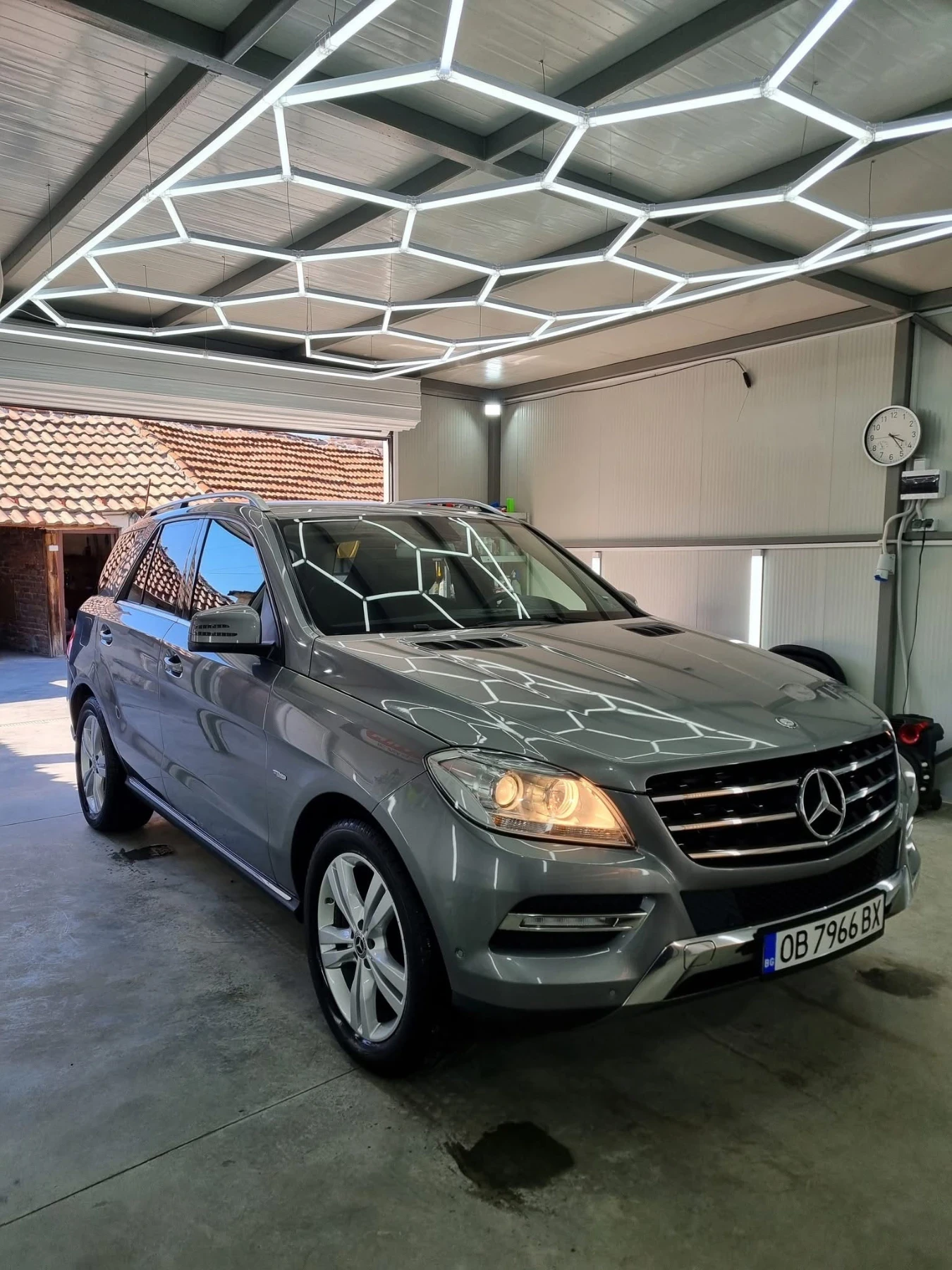 Mercedes-Benz ML 250 Офроуд - въздушно окачване, снимка 2 - Автомобили и джипове - 55908424