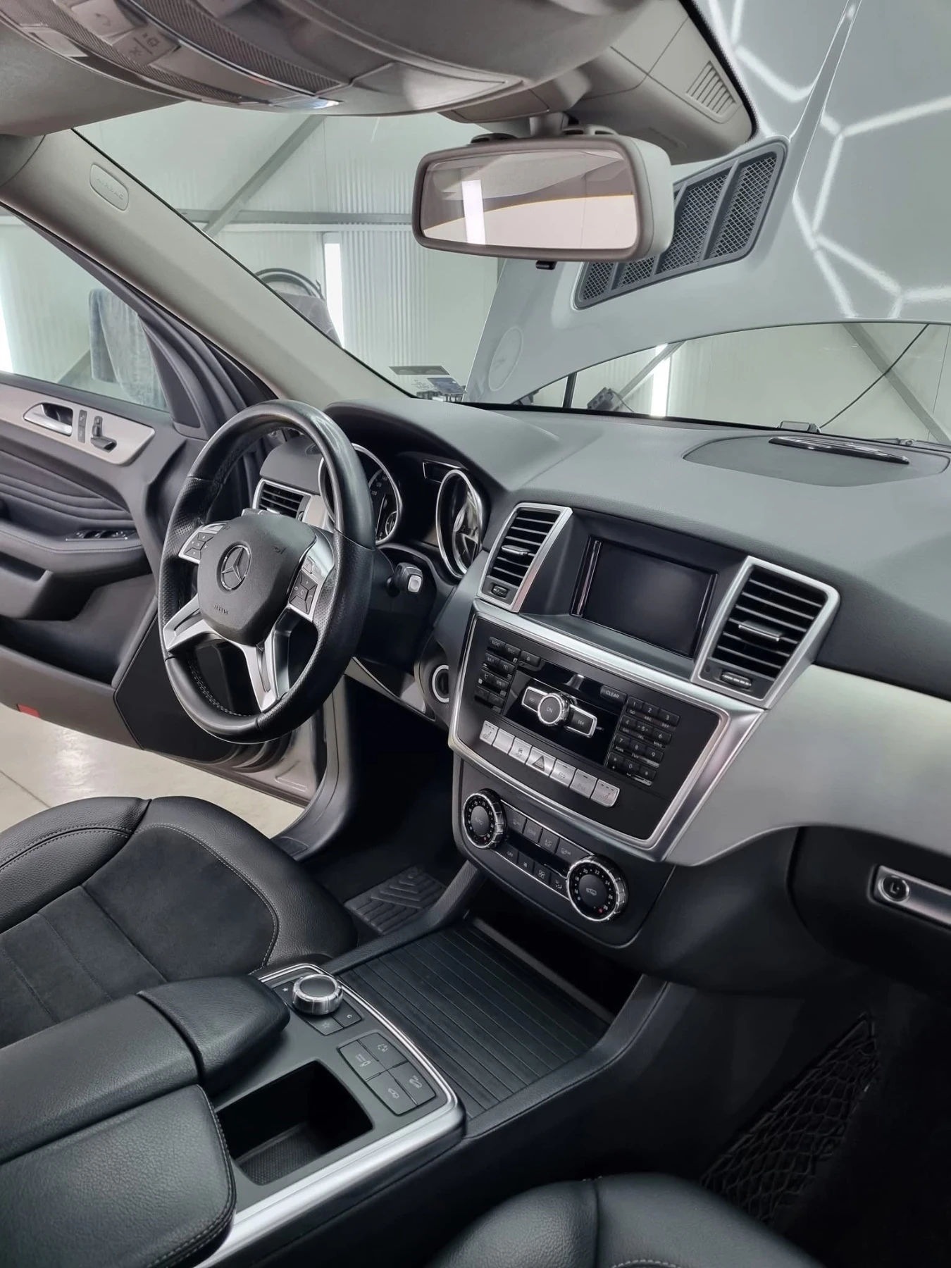 Mercedes-Benz ML 250 Офроуд - въздушно окачване, снимка 5 - Автомобили и джипове - 55908424