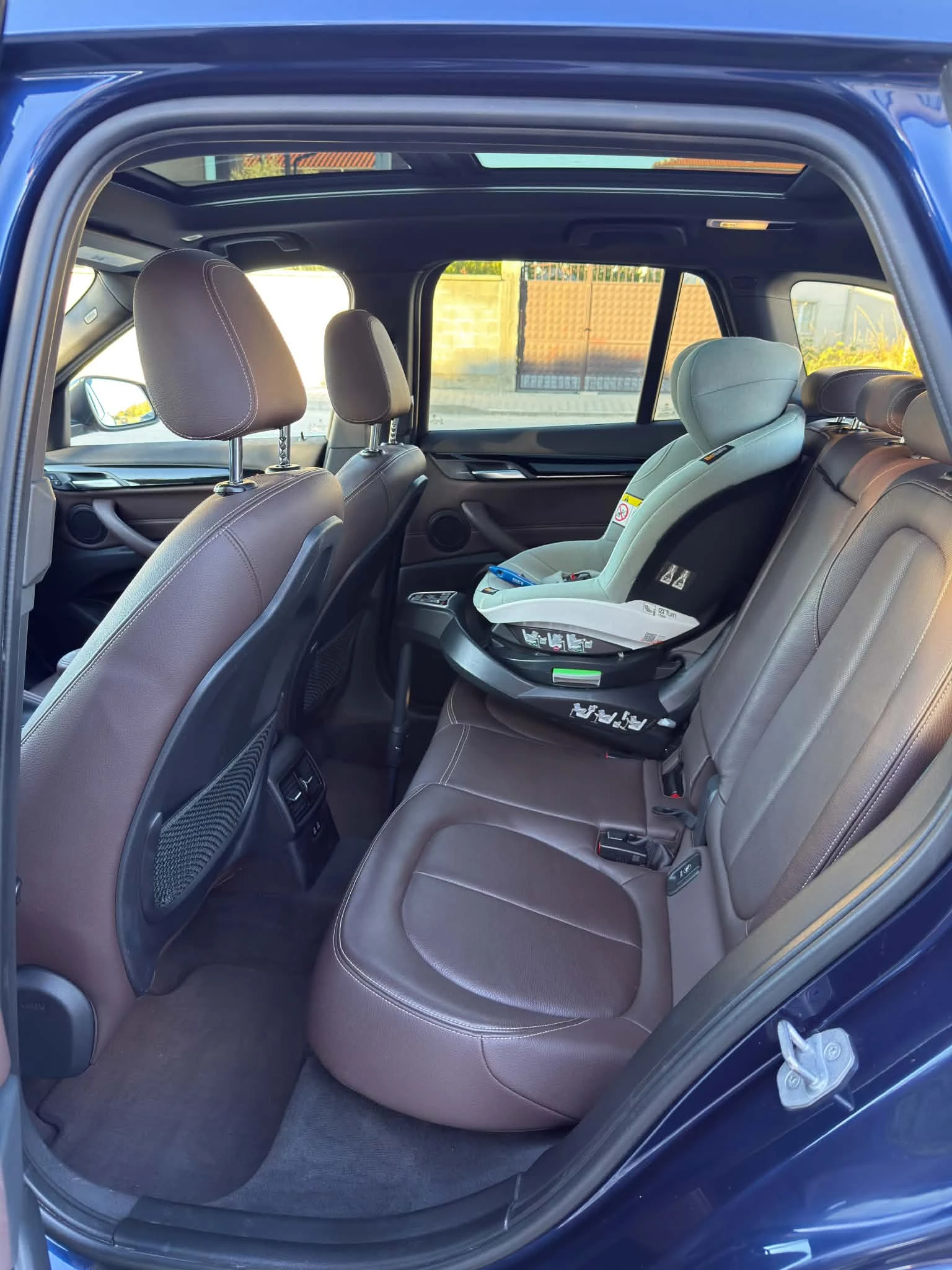 BMW X1, снимка 10 - Автомобили и джипове - 56392734