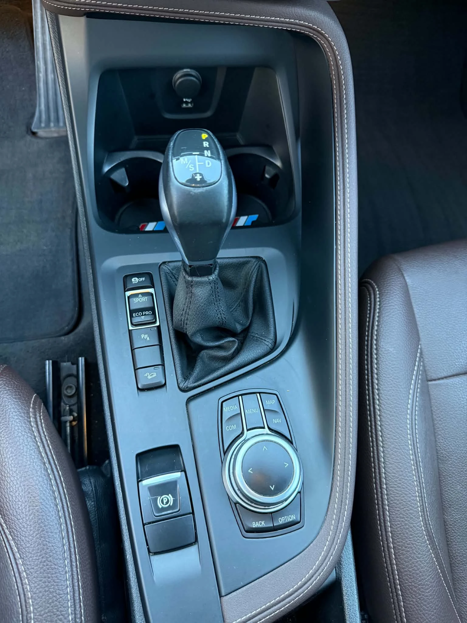BMW X1, снимка 13 - Автомобили и джипове - 56392734