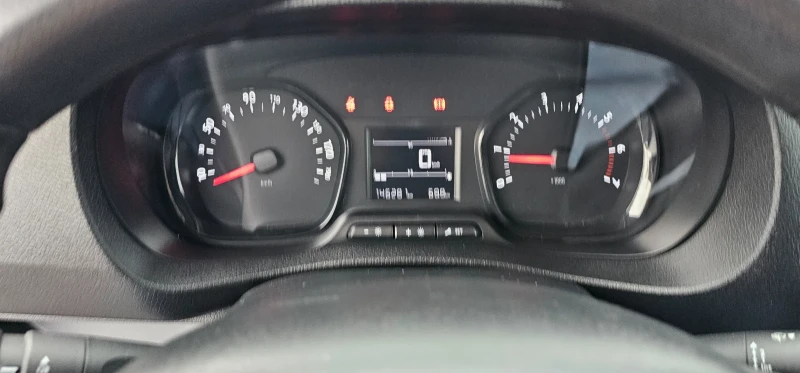 Toyota Proace 2.0 D Long Active-122hp, снимка 11 - Бусове и автобуси - 50218241