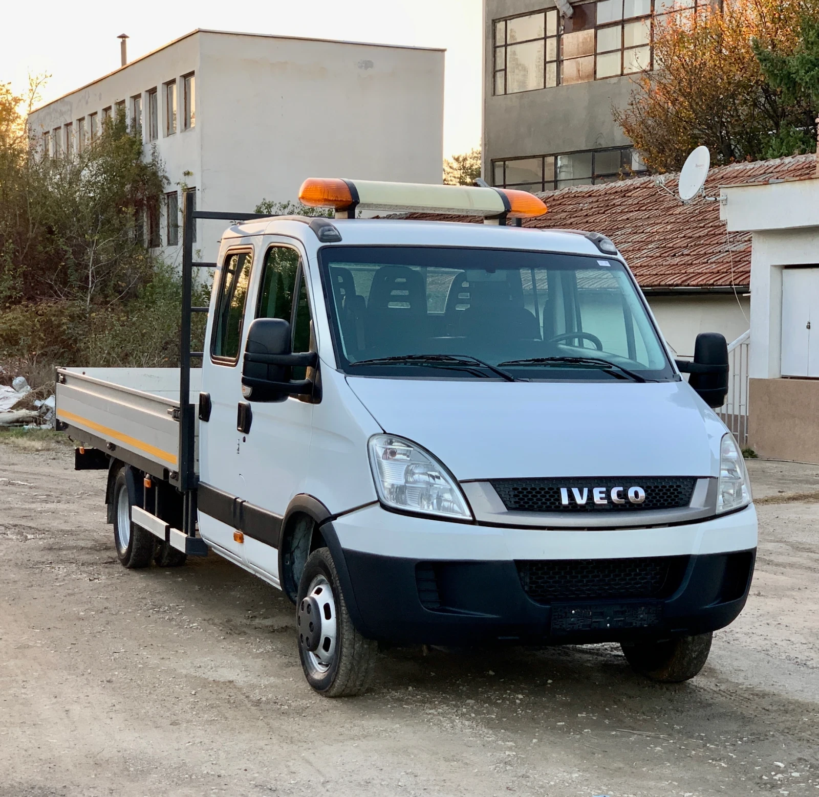 Iveco Daily 3.0| 143 ХИЛ.КМ| 4.20М МАКСИ| КЛИМА| ВСИЧКИ ЕКСТРИ - изображение 9