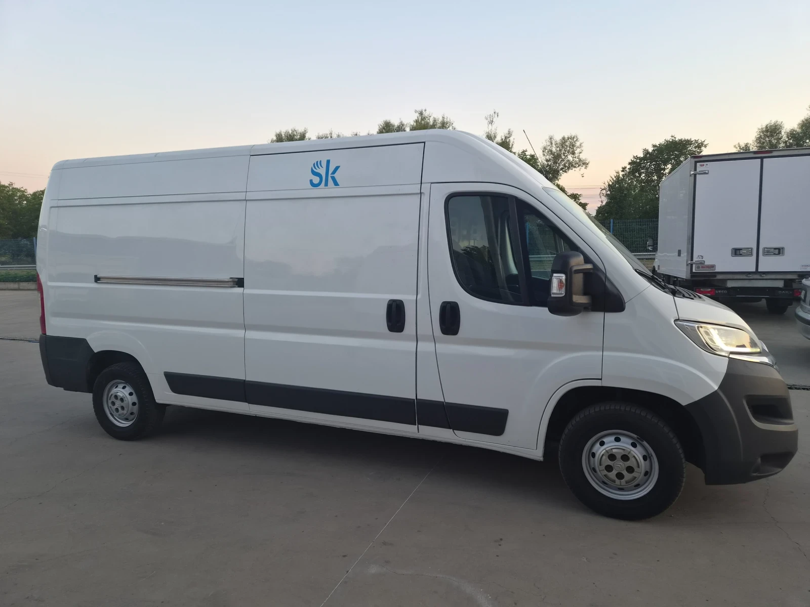 Citroen Jumper Макси база 2.2-150к.с ЛЕД ФАРОВИ, снимка 3 - Бусове и автобуси - 55532978