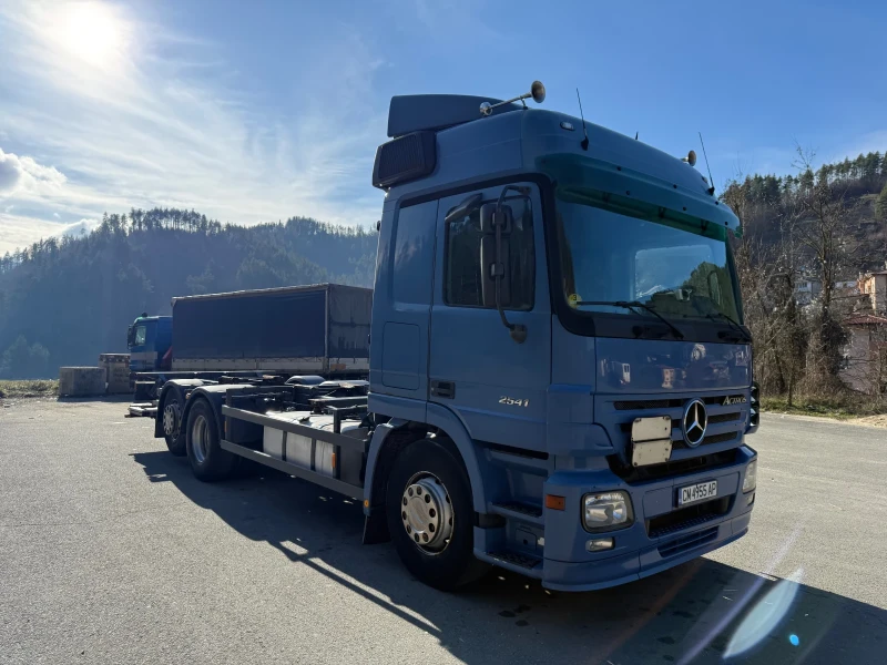 Mercedes-Benz Actros ADR, BDF шаси, снимка 6 - Камиони - 52857641