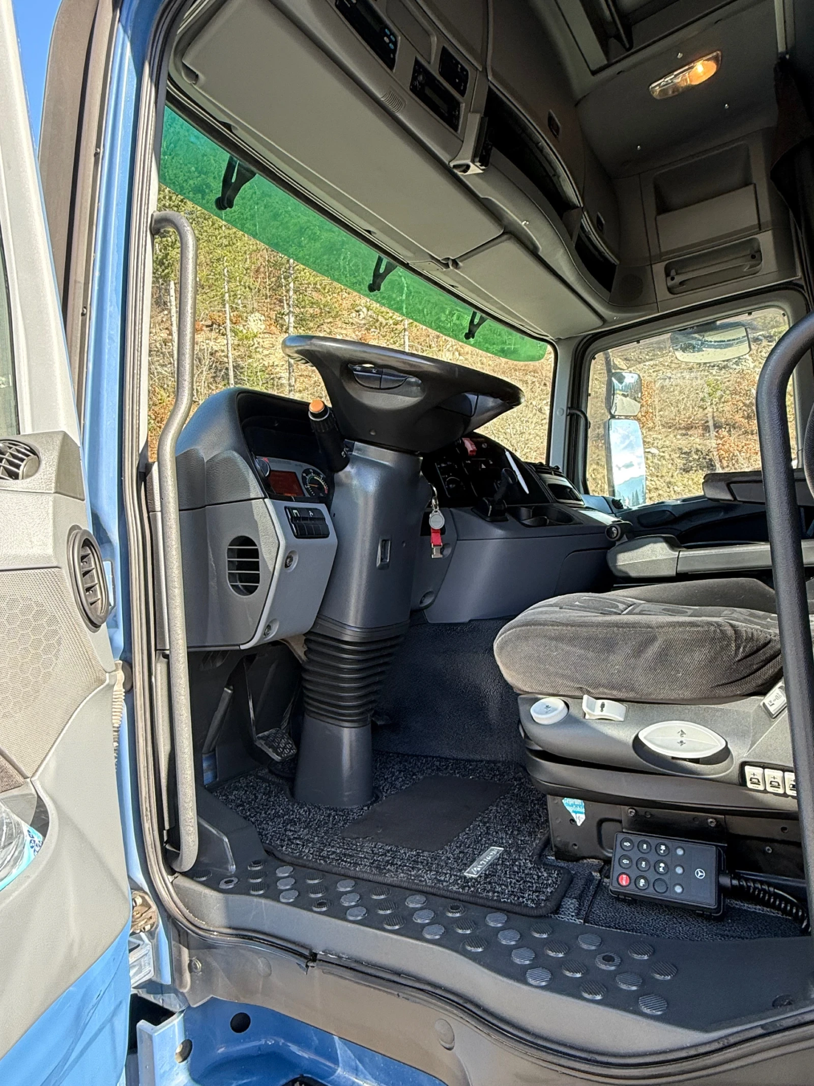 Mercedes-Benz Actros ADR, BDF шаси - изображение 9