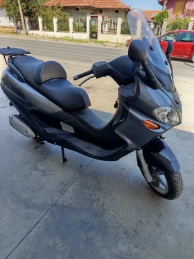     Piaggio X9