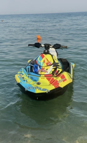 Джет Bombardier Sea Doo Spark Trixx, снимка 1