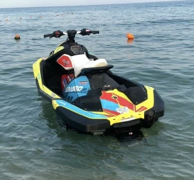 Джет Bombardier Sea Doo Spark Trixx, снимка 5