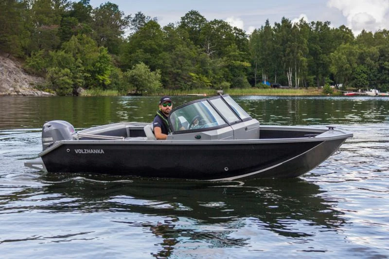 Лодка Vboats Volzhanka Fish 46, снимка 1 - Воден транспорт - 25217799