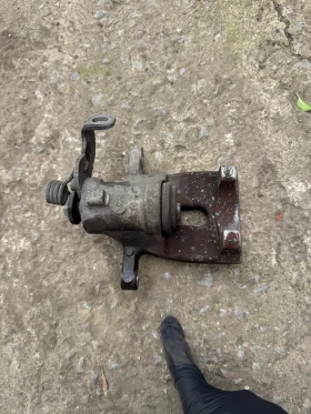 Kia Ceed 2013-2017г заден ляв спирачен апарат, снимка 1